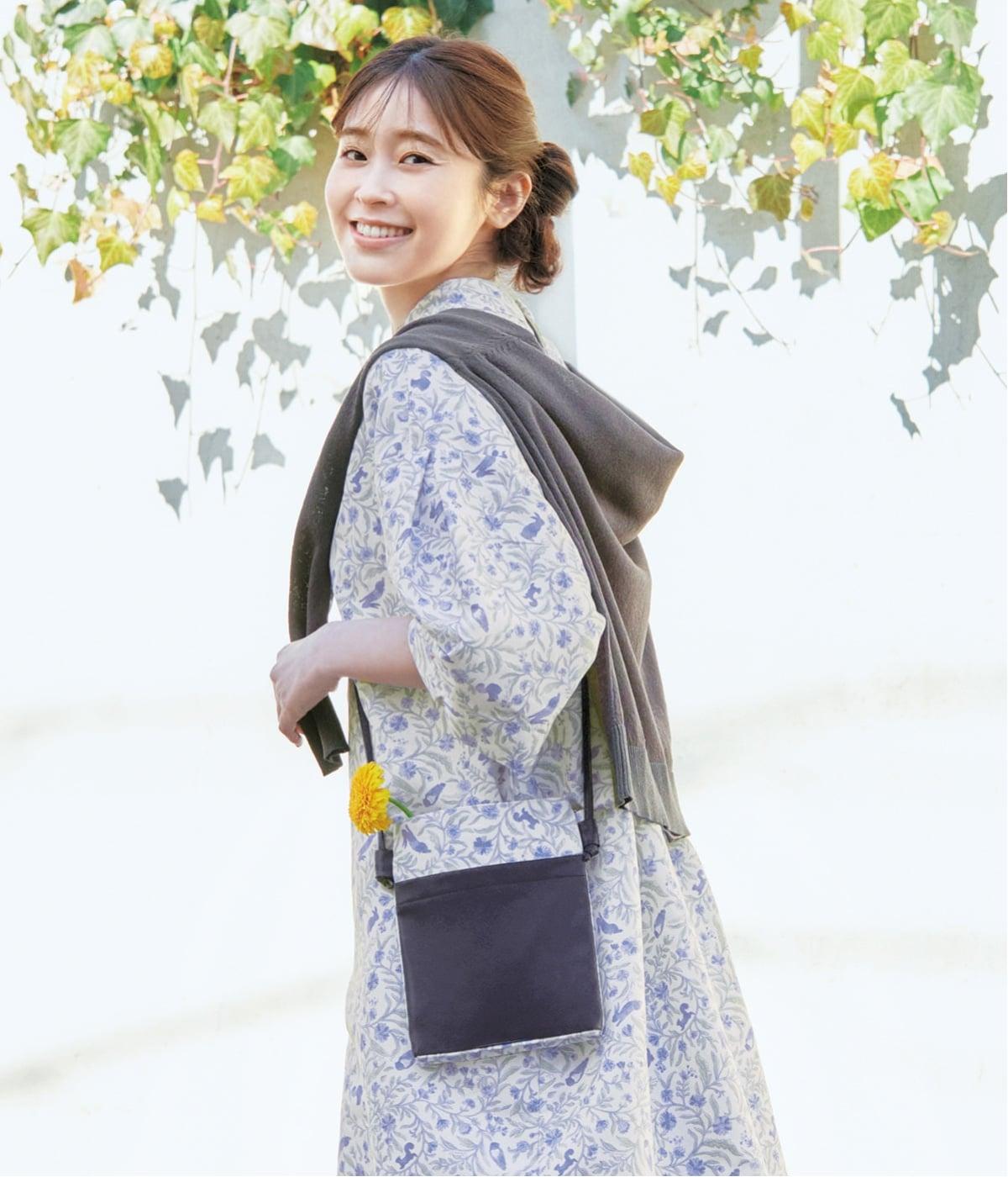 【リンネル掲載】Forest Friendsサコッシュ(ブルー-F)