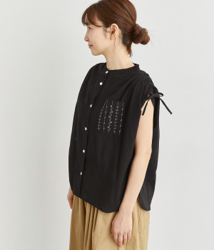 コットン 袖シャーリングブラウス(ブラック-ONESIZE)