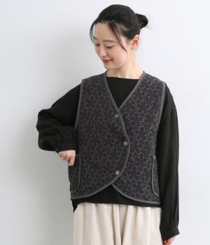 花キルティングベスト(ブラック-F)