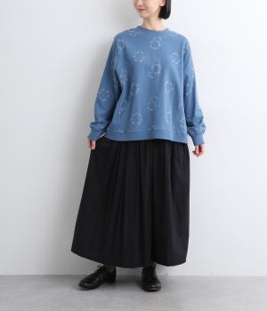 フラワーサークル総刺繍裏毛プルオーバー