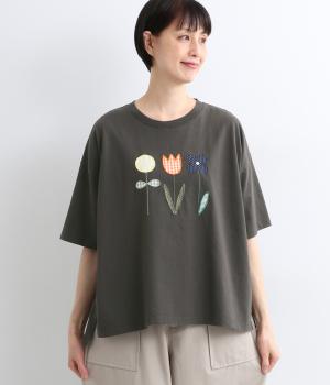 フラワーパッチワークTee｜NUEVO BLANCA（ヌエヴォブランカ）の商品詳細
