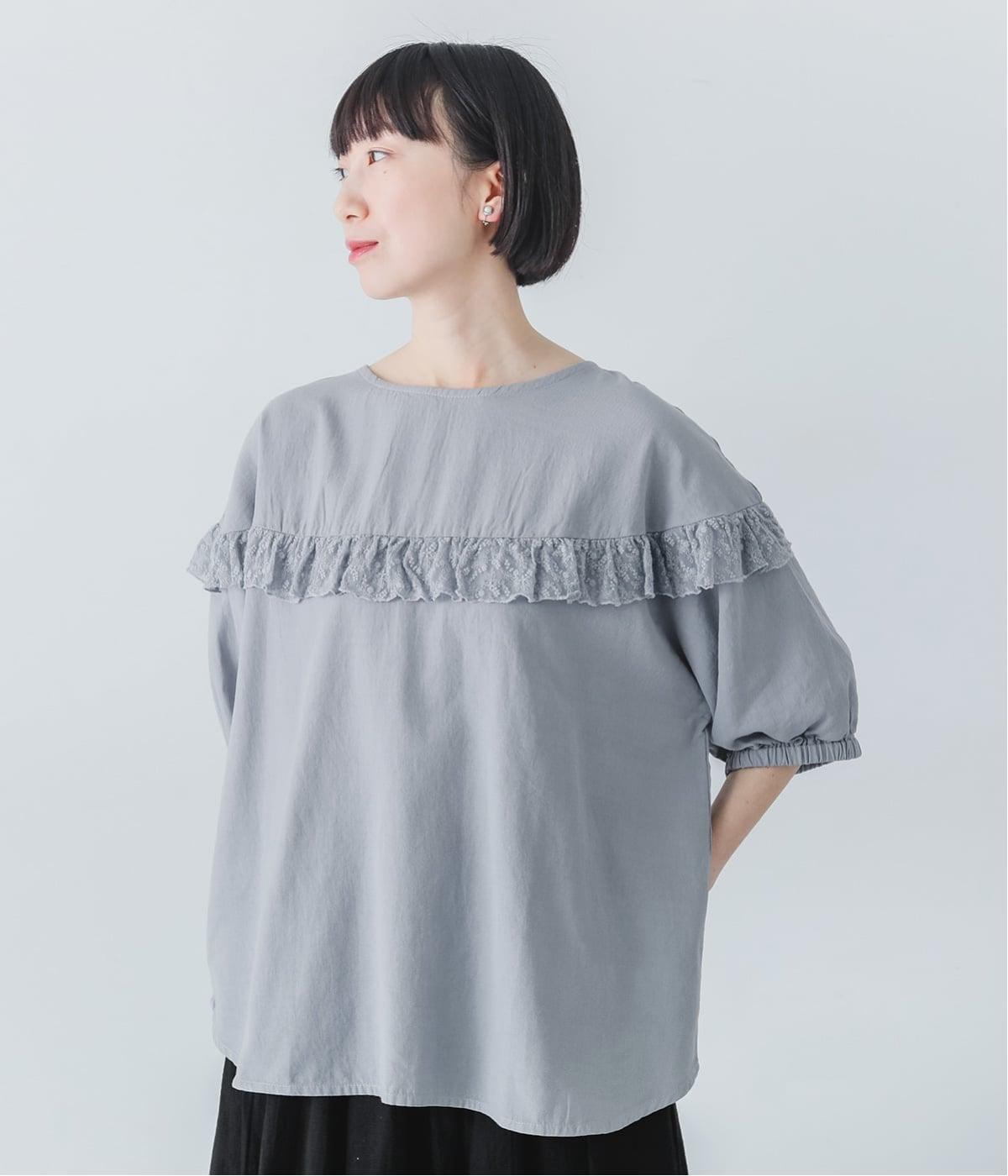 ラウンド切替レースフリルプルオーバー(サックス-F)