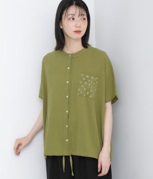 裾シャーリングポケット刺繍ブラウス(ライトグリーン-F)