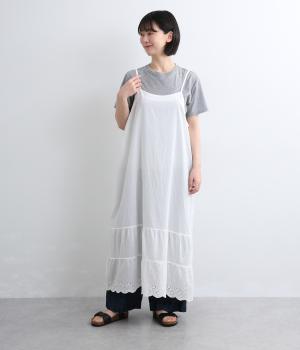 裾スカラップレースキャミワンピース｜NUEVO BLANCA（ヌエヴォブランカ