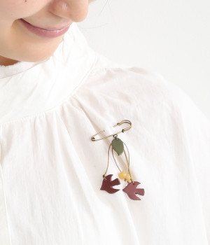 ことりと天然石ブローチ