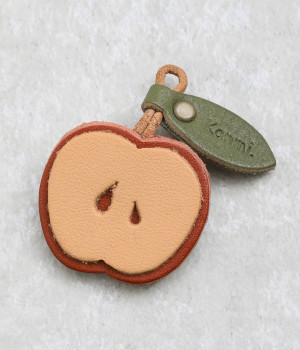 森の果実　ブローチ(リンゴ-ONESIZE)