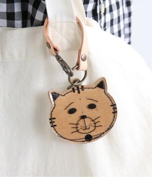 ねこモフバッグチャーム(おとぼけがおクロ-F)