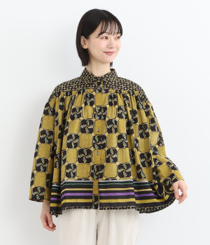 コットンキャンブリックハミングバードブラウス(ブラック-ONESIZE)