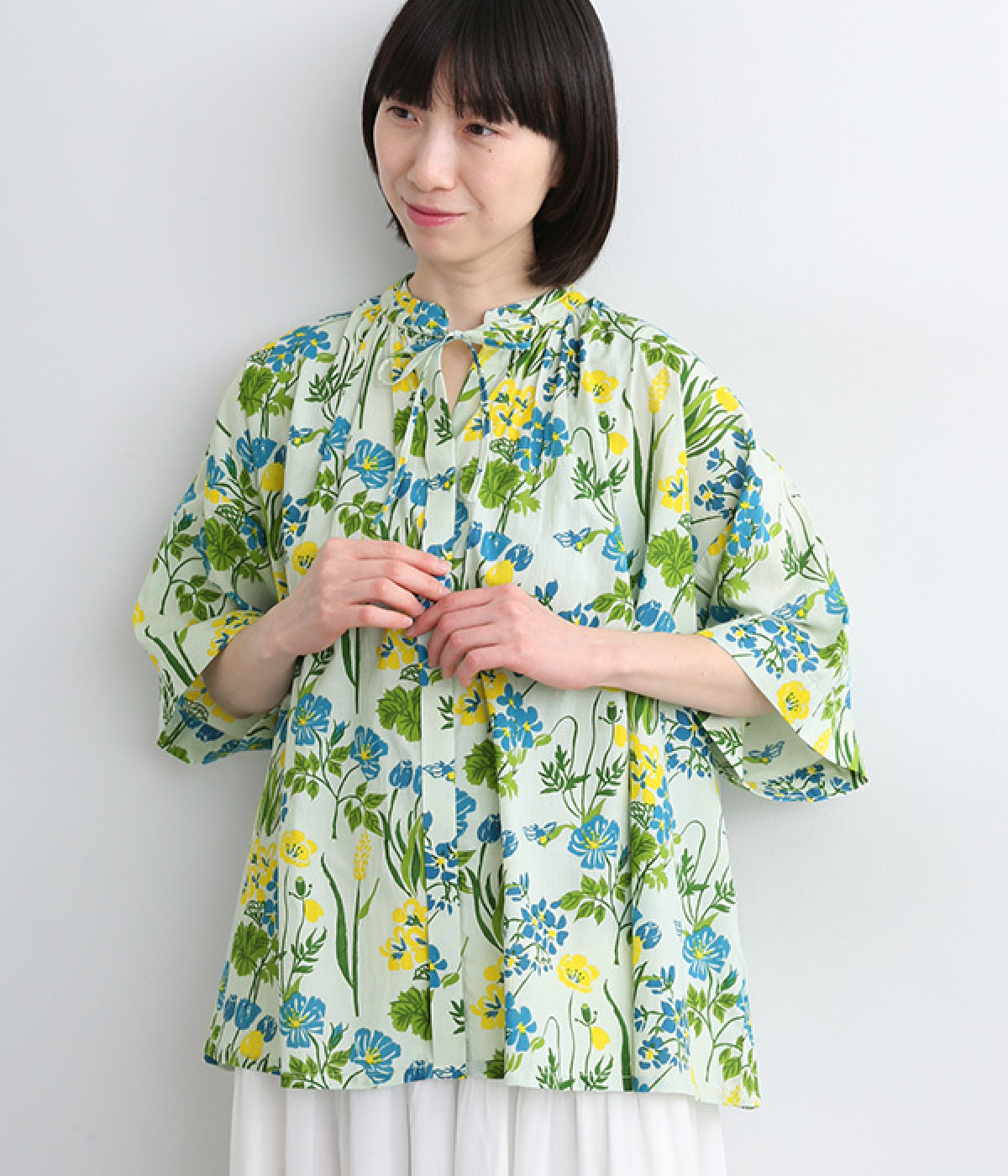 コットンモダールナショナルフラワーブラウス(グリーン-ONESIZE)