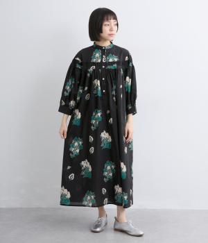 コットンボイルストロベリーワンピース(ブラック-F)