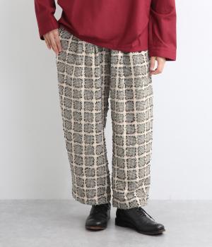 タックデザインパンツ