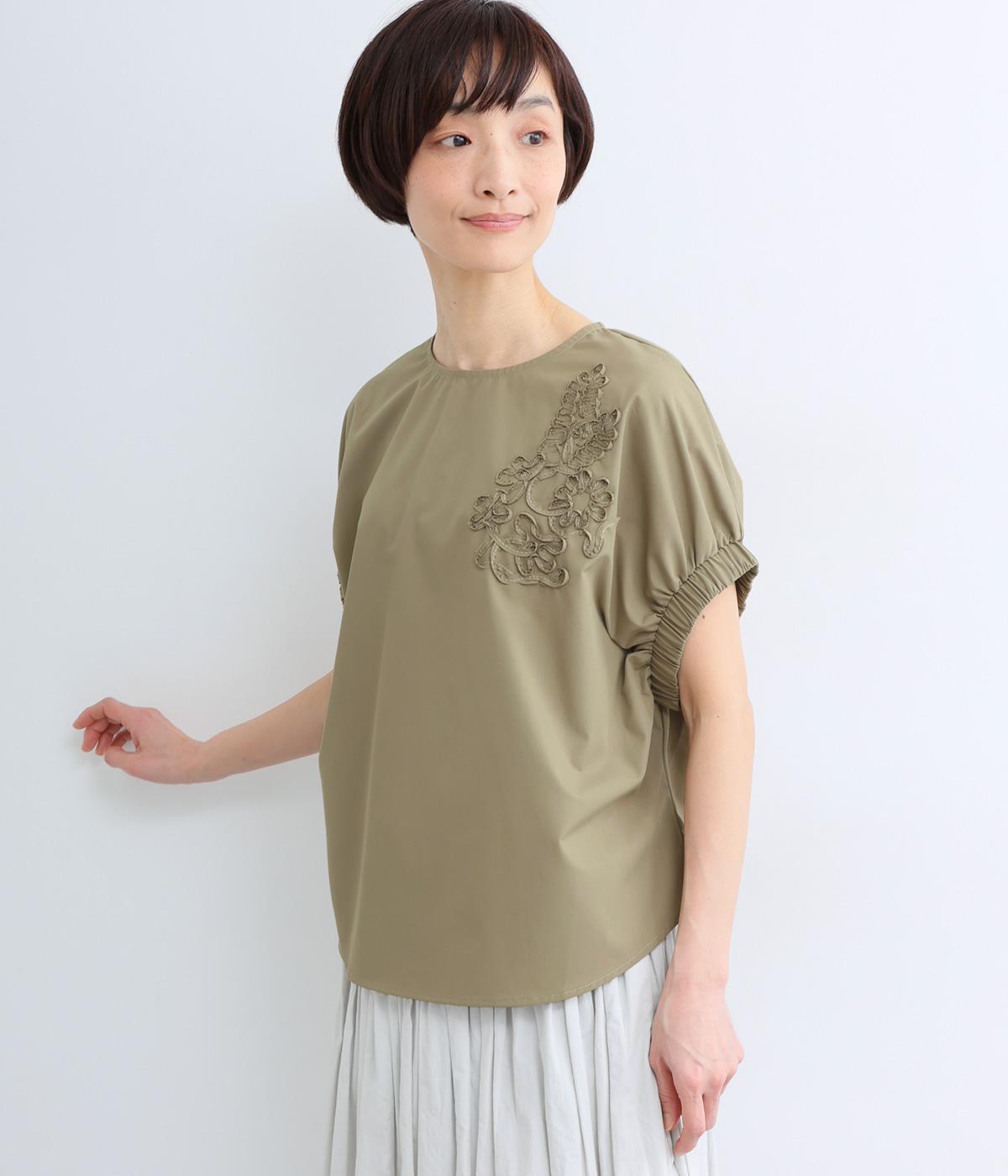 エンブロイダリーデザイントップス(カーキベージュ-M)