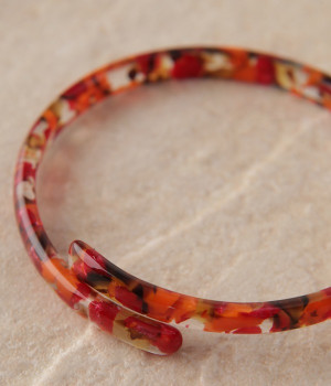 カラフルブレスレット(花柄レッド-ONESIZE)