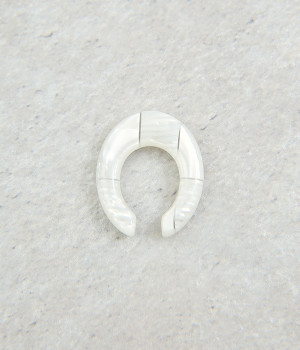 EAR　CUFF　Sサイズ(ミルキーホワイト-ONESIZE)
