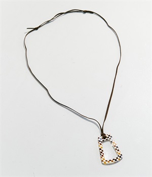 ペンダントルーペ　台形型(ブラウン×ホワイト-ONESIZE)