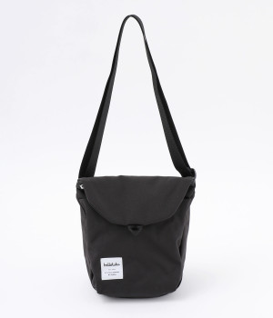 Desi　オールデイスリングバッグ(フラットブラック-ONESIZE)