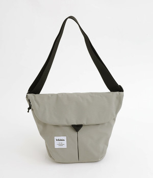 KASEN　撥水加工オールデイショルダーバッグ(ソフトグレー-ONESIZE)