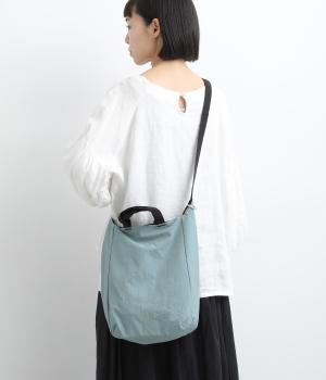 Noel リバーシブル2wayショルダーバッグ　7L(SOFT BLUE/ STANDARD BLACK-F)