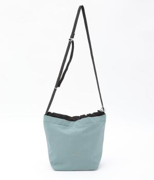 Noor　リバーシブルショルダーバッグ　5L(SOFT BLUE/ STANDARD BLACK-F)