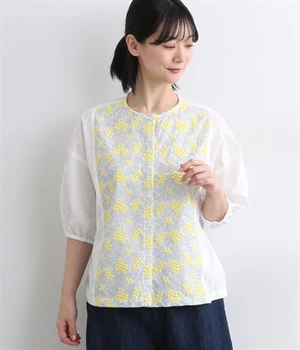 コットンローンボタニカルエンブロイダリーブラウス(ホワイト-ONESIZE)