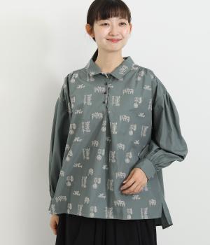 コットンタイプライターエンブロイダリ―ブラウス