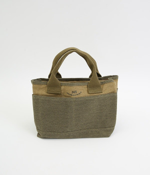 365プリントリサイクルロゴプリント仕切りトートバッグ(カーキ-ONESIZE)