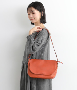 カラー合皮　ショルダーバッグ(オレンジ-ONESIZE)