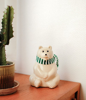 シロクマ貯金箱　マフラー付き(グリーンマフラー-ONESIZE)