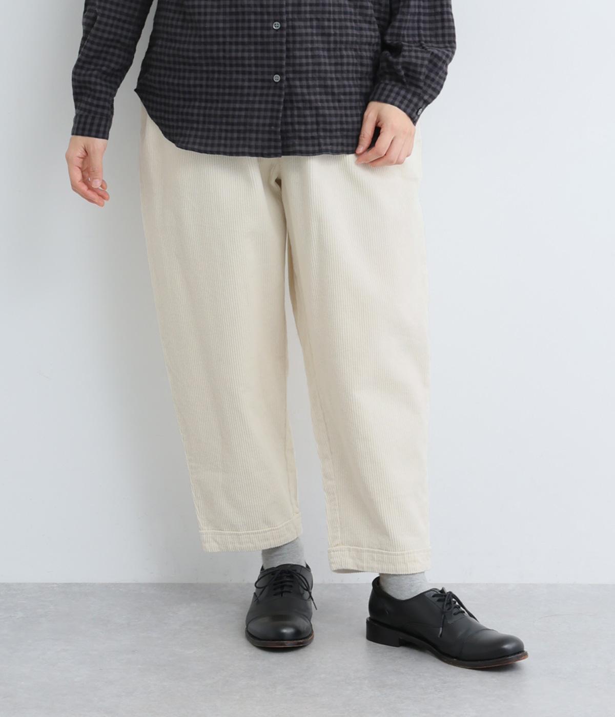 コットンコーデュロイ　テーパードパンツ(オフホワイト-F)