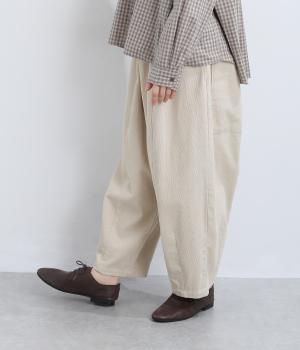 細コーデュロイワイドテーパードパンツ(エクリュ-F)