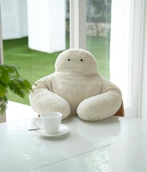 【フニオ】抱き枕　Mサイズ（全長55cm）　ふわふわ 人型クッション（アイボリー・M）