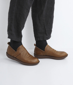 ベルト付きシューズ(ブラウン-L)