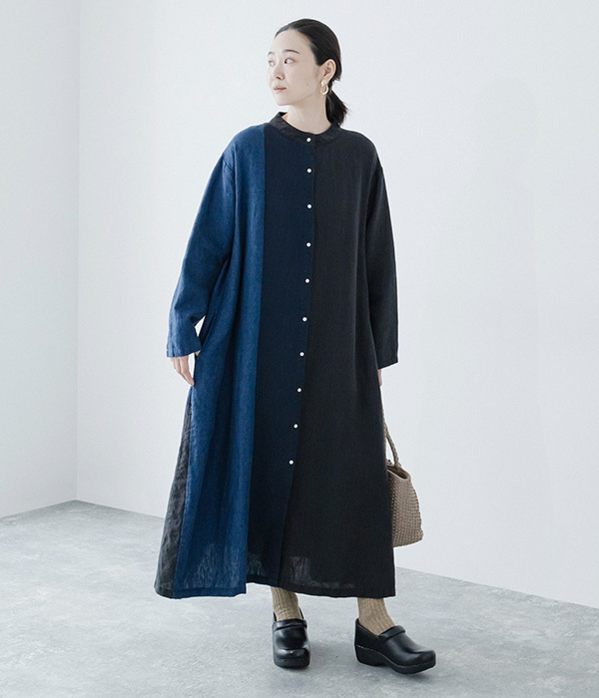 9番手リネン　配色切り替えワンピース(ブラック×ネイビー×インディゴ-ONESIZE)