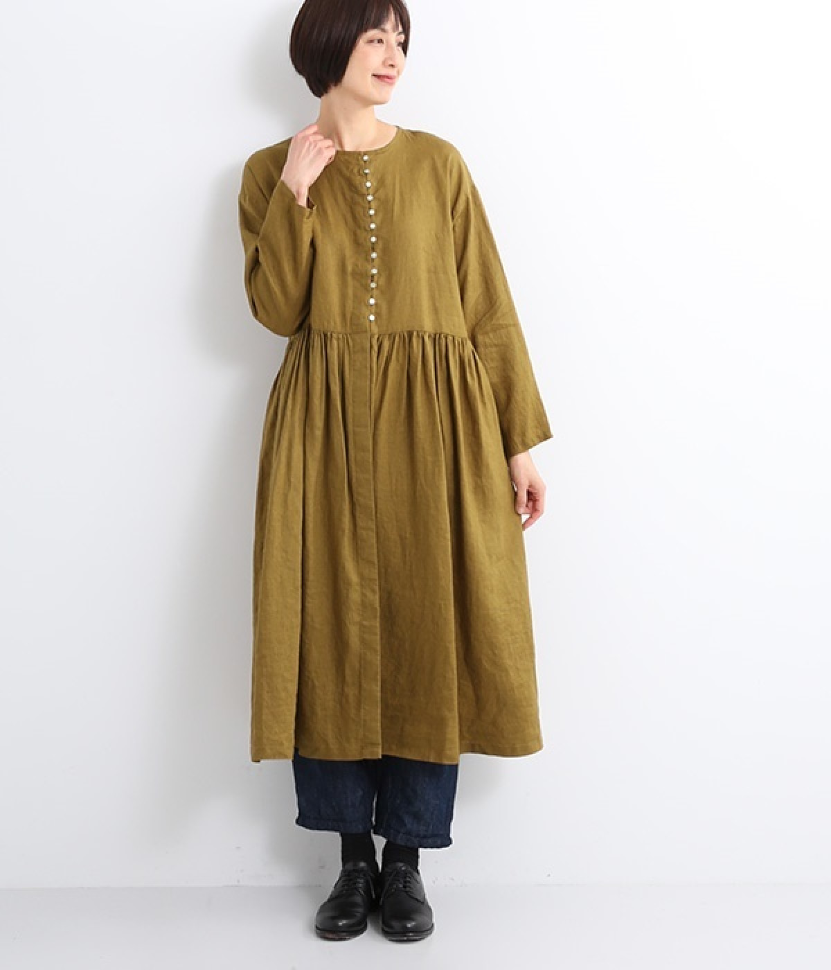 多ボタン比翼あきワンピース｜08Mab（ゼロハチマブ）の商品詳細