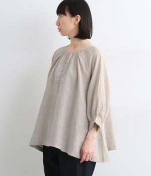 多ボタン袖口ギャザーブラウス