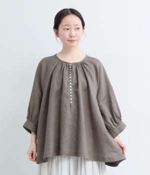 多ボタン袖口ギャザーブラウス(チャコール-F)