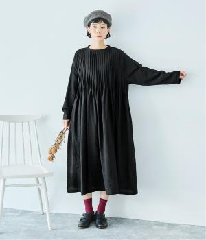 リネンコットンオックスラグラン袖ピンタックワンピース(ブラック-F)