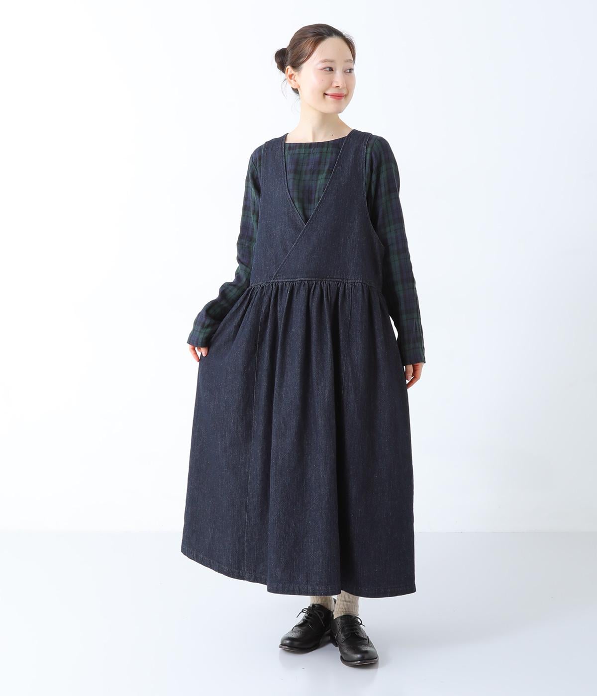 リネンコットンデニム後ボタンジャンパースカート(インディゴ-F)