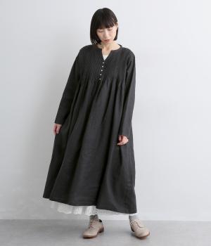 14番手リネンピンタックヘンリーワンピース(ブラック-F)