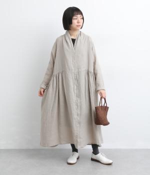 リネンシャンブレーガウンカラーギャザーワンピース