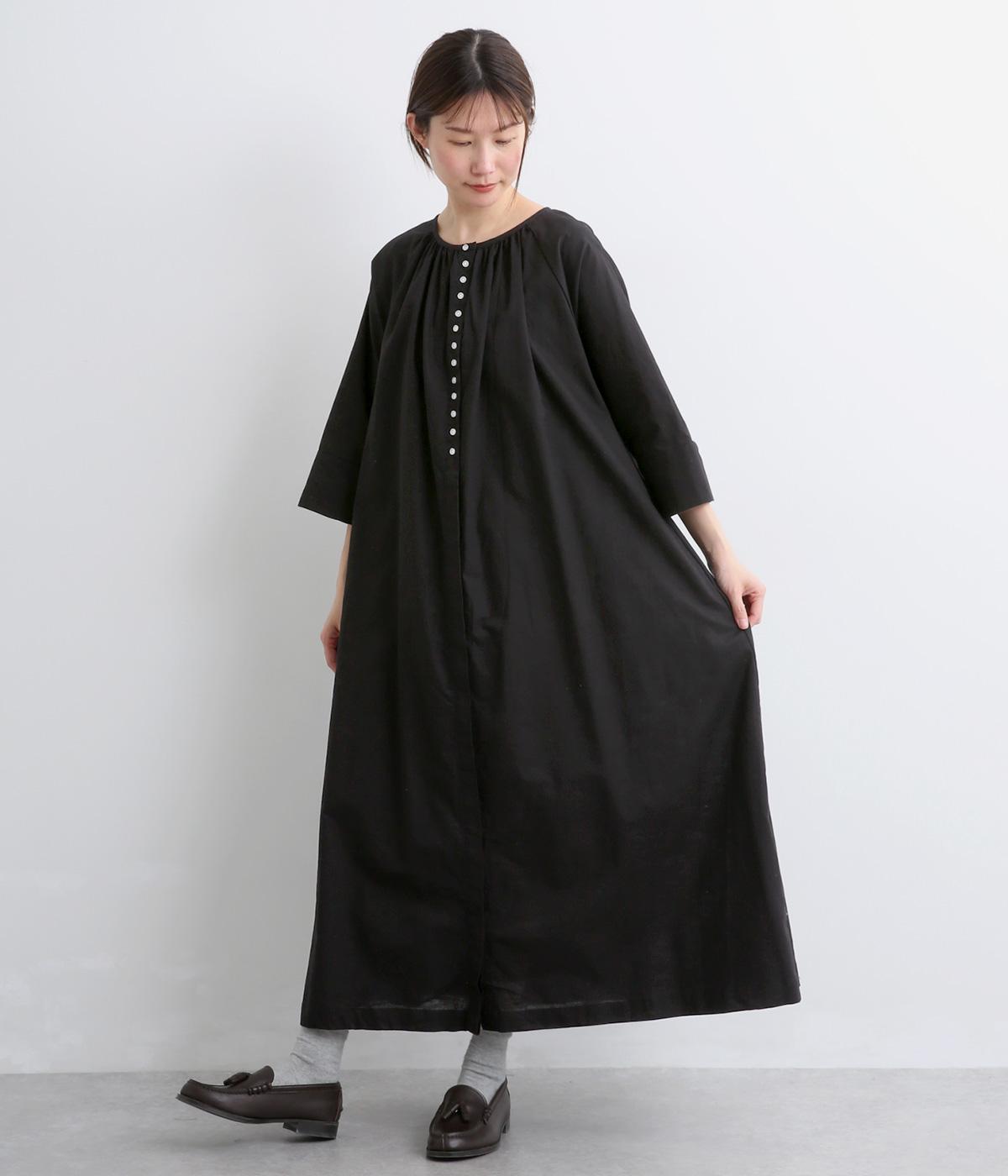 コットンリネン多ボタン前あきワンピース(ブラック-F)
