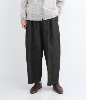 ムラ糸デニムコットンワイドタックパンツ(ブラック-F)