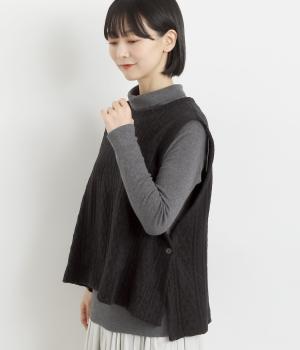 ウール混ポンチコンビケーブル柄ベスト(ブラック-F)