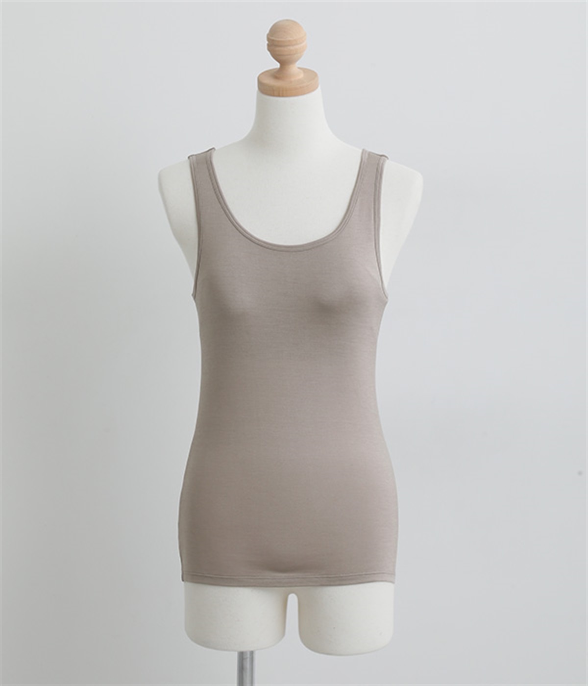 シルク100％　カップ付きタンクトップ(トープ-M)