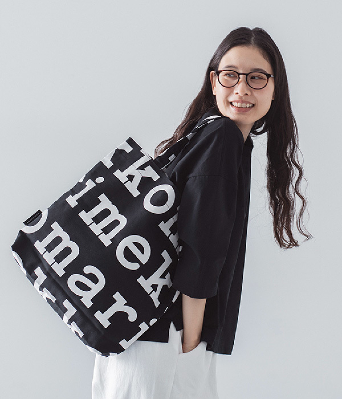 marimekko ロゴトートバッグ(ブラック-ONESIZE)
