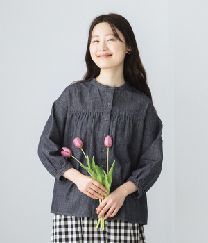 コットンデニム袖口ゴムシャーリング7分袖シャツ(ネイビー-L)