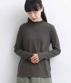 愛らしさ満点メロウハイネック長袖Tシャツ（スミクロ・L）