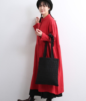 tulip quilt TOTE BAG(ブラック-ONESIZE)