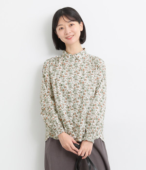 リバティプリント丸襟袖口シャーリングブラウス(グリーン-ONESIZE)