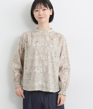 LIBERTYPRINTバンドカラー袖シャーリングブラウス(ベージュ-ONESIZE)